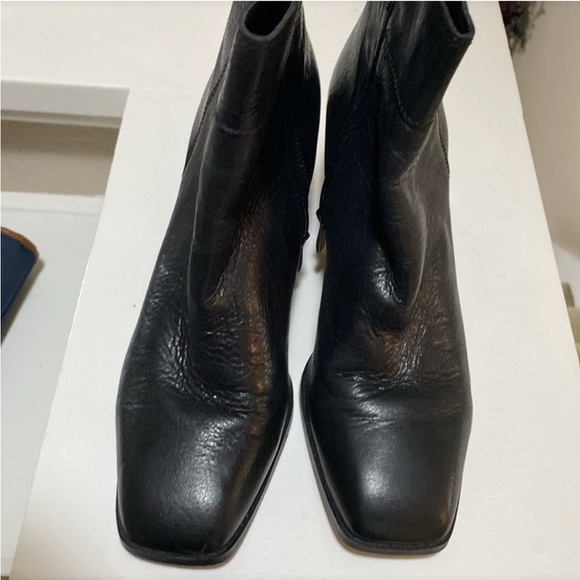 Franco Sarto Womens Black Ankle Booties Leather Block Heel 10M Business Casual - Picture 8 of 14